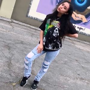 Meet your Posher, Ash